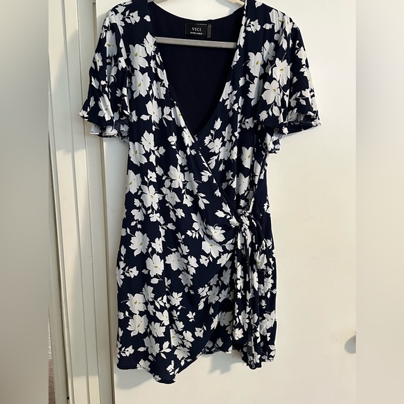 Vici Wrap dress floral, Wrap dress - Picture 3 of 4